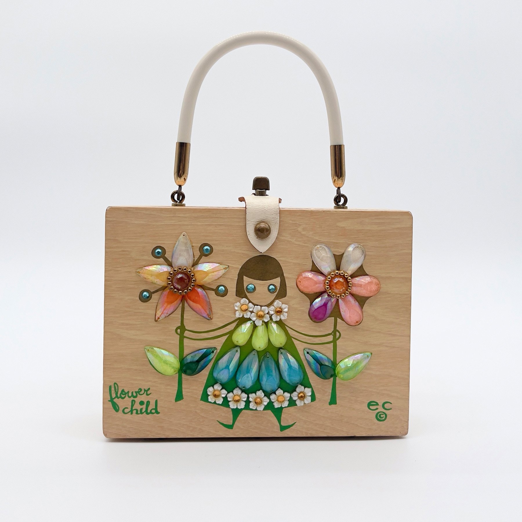 Finding Enid with LOVE - Elements with Enid: Bags in the Color Exhibit